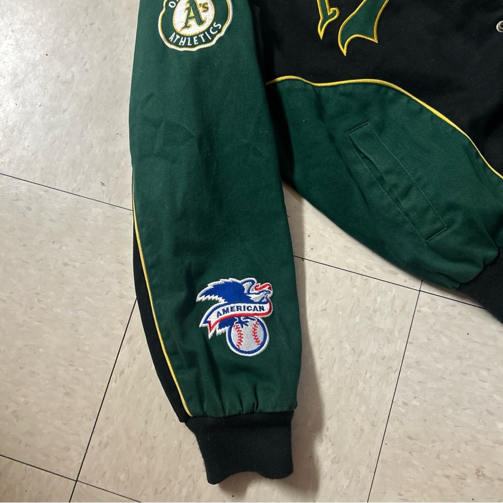 Genuine Merchandise Oakland A's Green and Black Varsity Bomber Jacket - Picture 2 of 13
